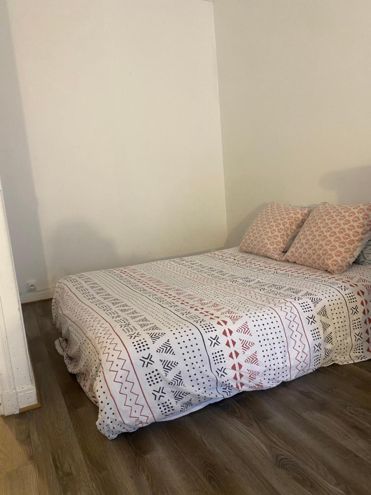 Ag Immobilier 75 * Parigi